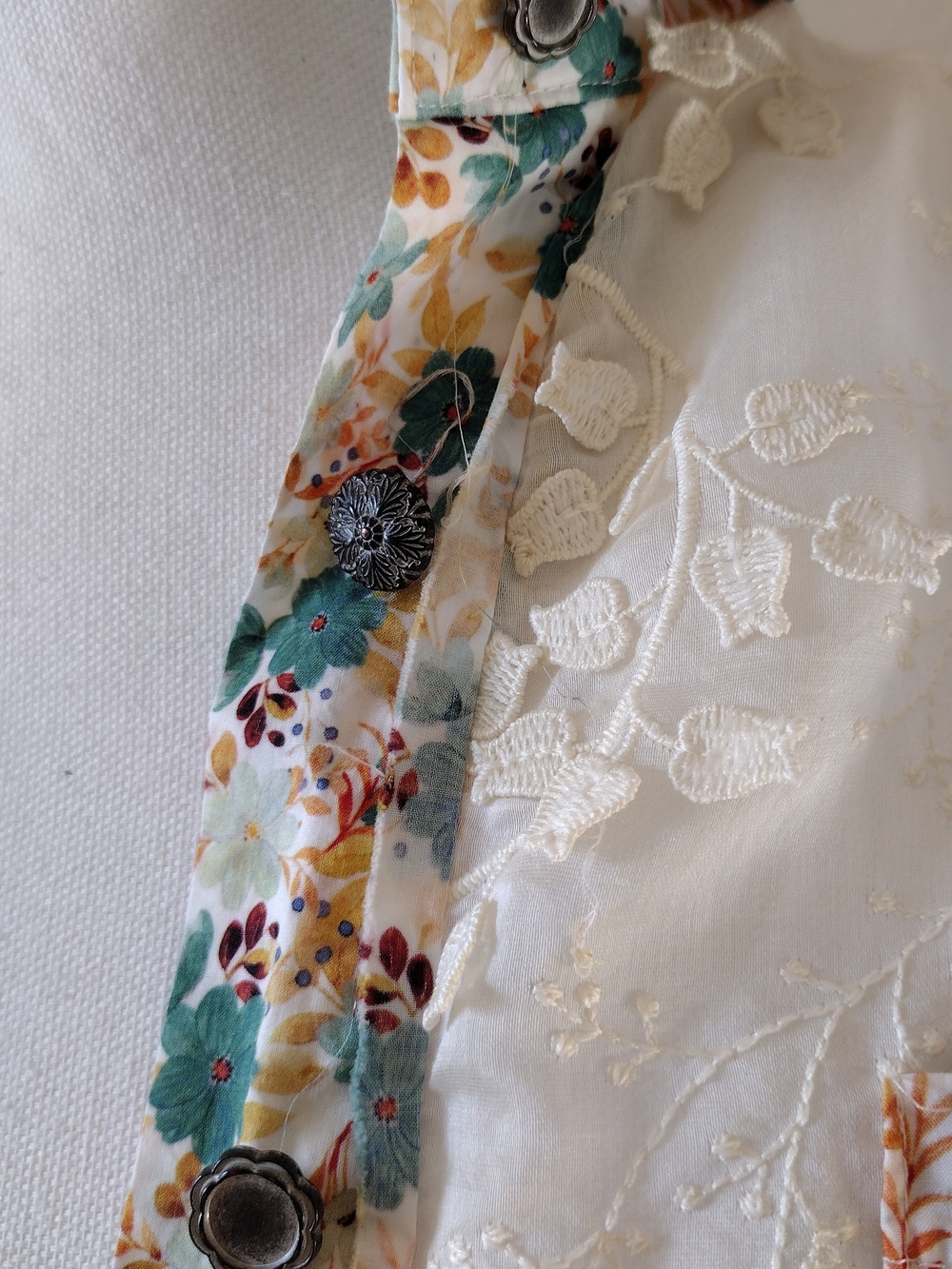 NWOT POL Floral Patchwork Lace Shacket in Cream & Teal - Picture 5 of 15